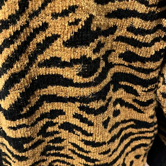 Vintage Kookai tiger print cardigan - Picture 5 of 5